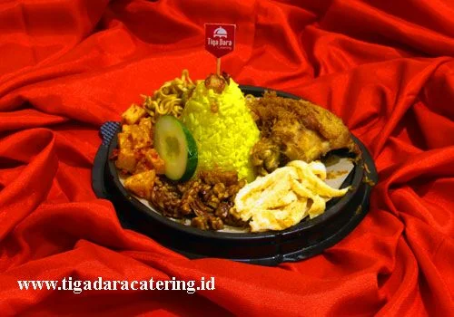 tiga_dara_Nasi Tumpeng_Tumpeng Mini